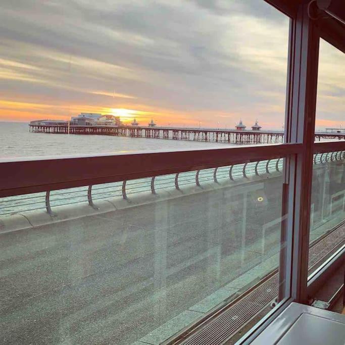 Winter Gardens North Pier 2 Bed Διαμέρισμα Μπλάκπουλ Εξωτερικό φωτογραφία